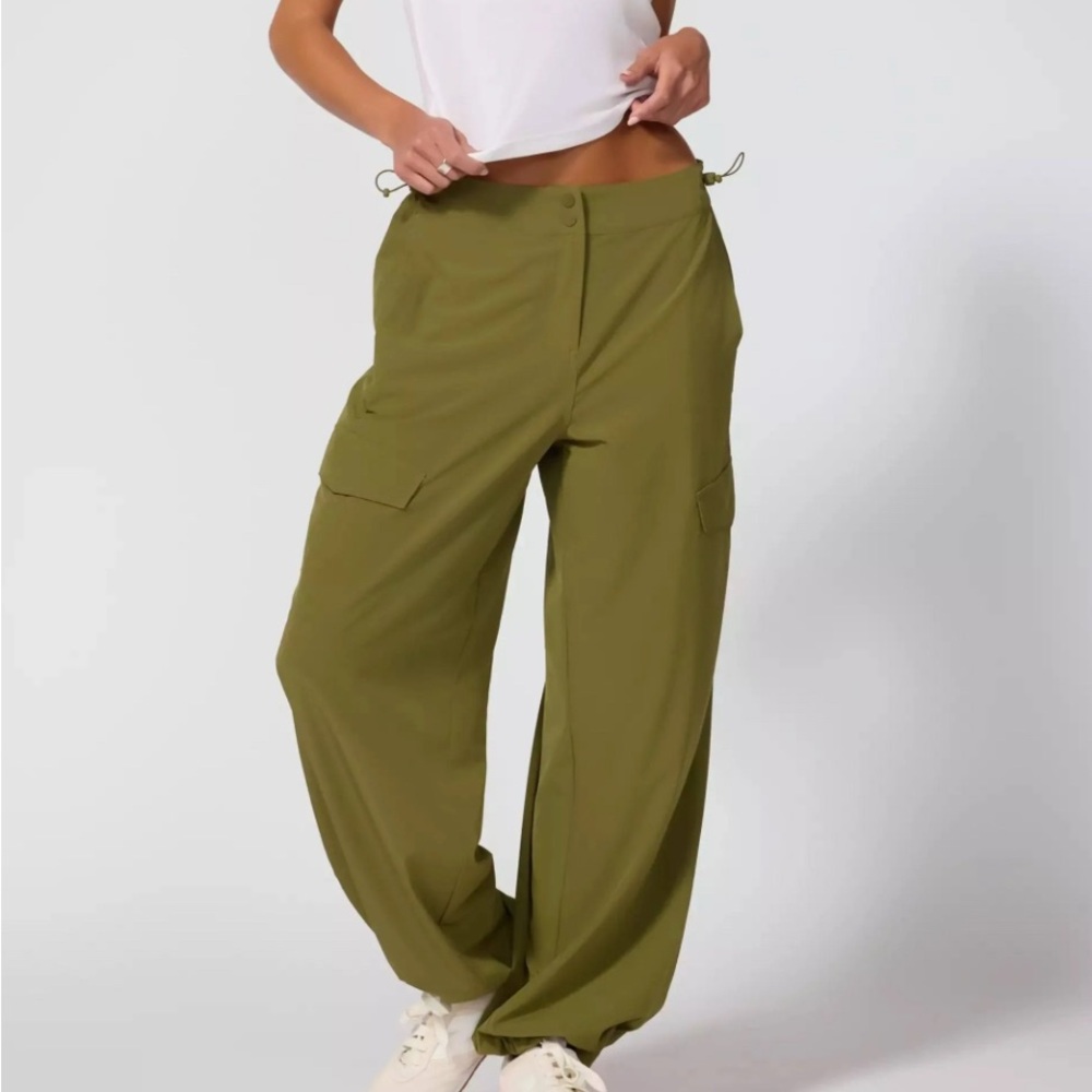 MPG Inspire Deep Avocado Cargo Pants NWT Medium 8/10